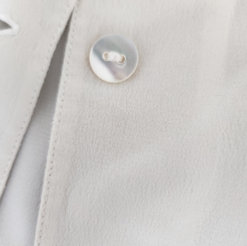 Vintage Cream 100% Silk Button-down Blouse - Picture 2 of 6